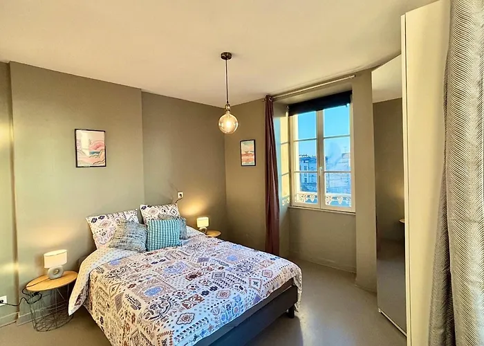 Le Fouquet - T3 Duplex Panorama D'exception Sur La Mayenne * Laval (Mayenne)